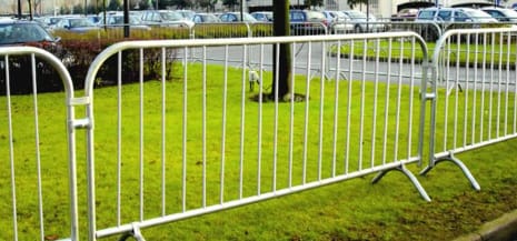 Barricades to control crowd